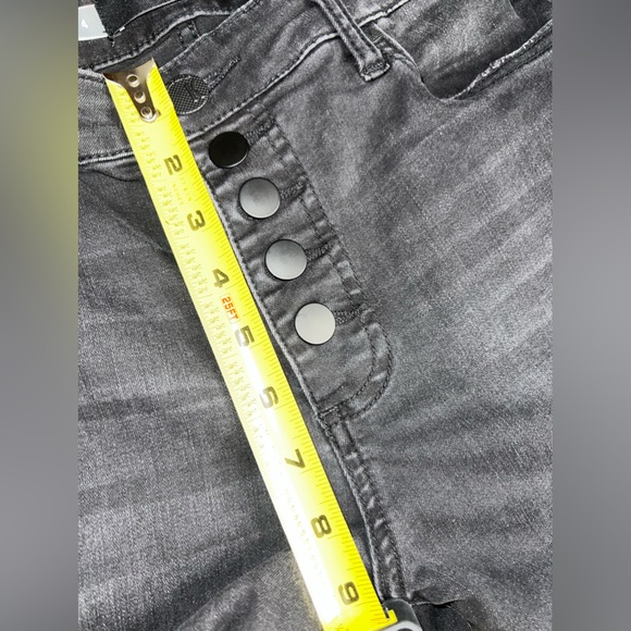 Kut From The Kloth Donna High Rise Ankle Skinny Raw Hem Skinny Jean Size 4 EUC - Picture 9 of 10
